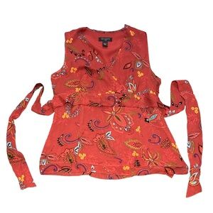 Y2K CONTEXT petite women's red silk paisley design sleeveless blouse, 8P/small.